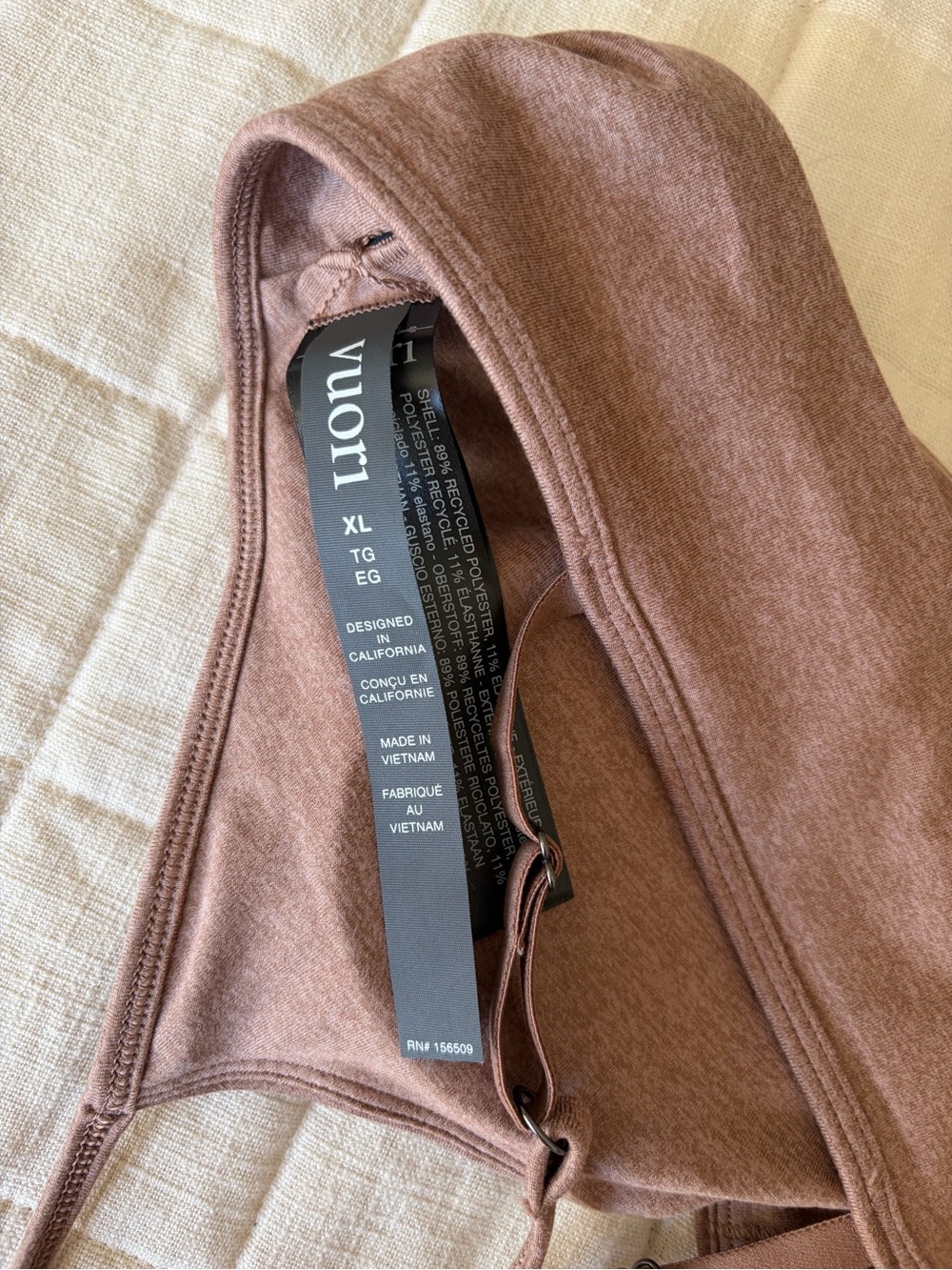Vuori All The Feels Sports Bra - Picture 4 of 5